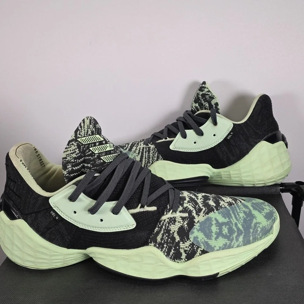 Size 13 - adidas Harden Vol.‎ 4 Glow Green Basketball Street Comfort Ball